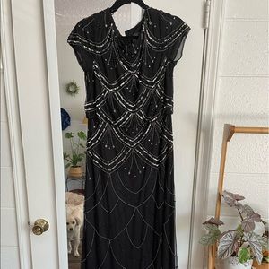 Adrianna Papell Long Black Formal Beaded Art Deco Dress - US size 10.